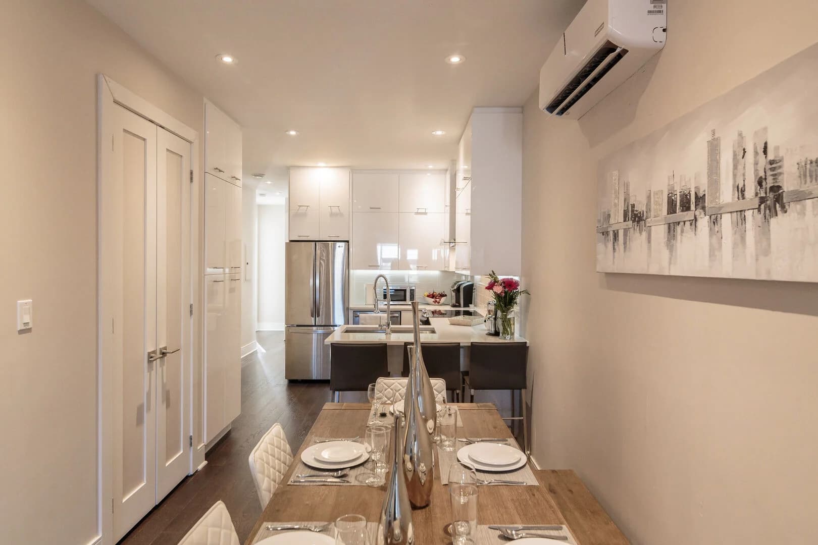 Hutchison Home - Image 16