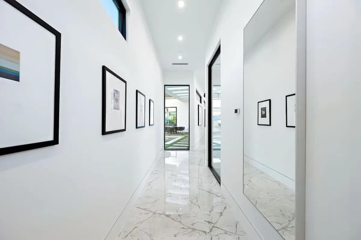 Bravo Villa #10 - Image 17