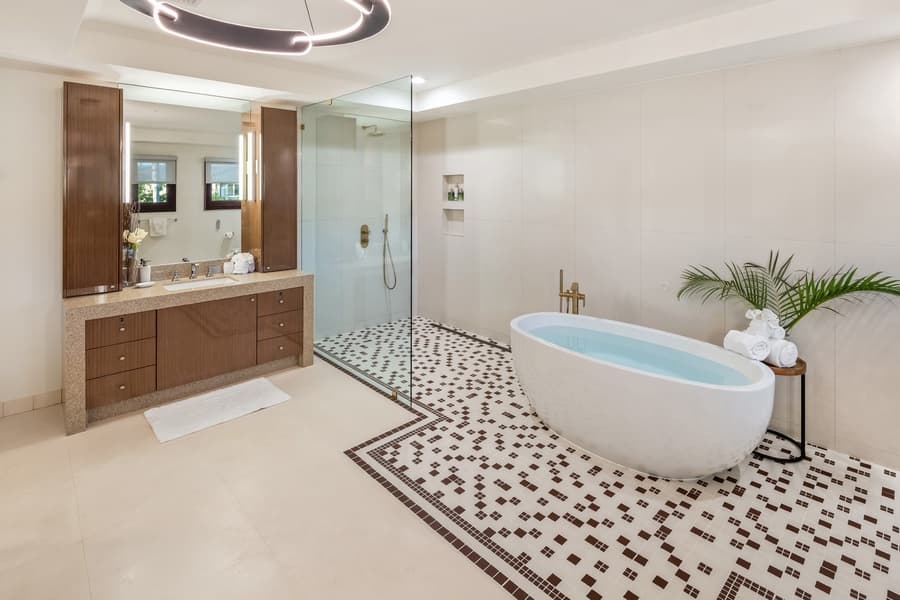 Kahala Grand Splendor - Image 33