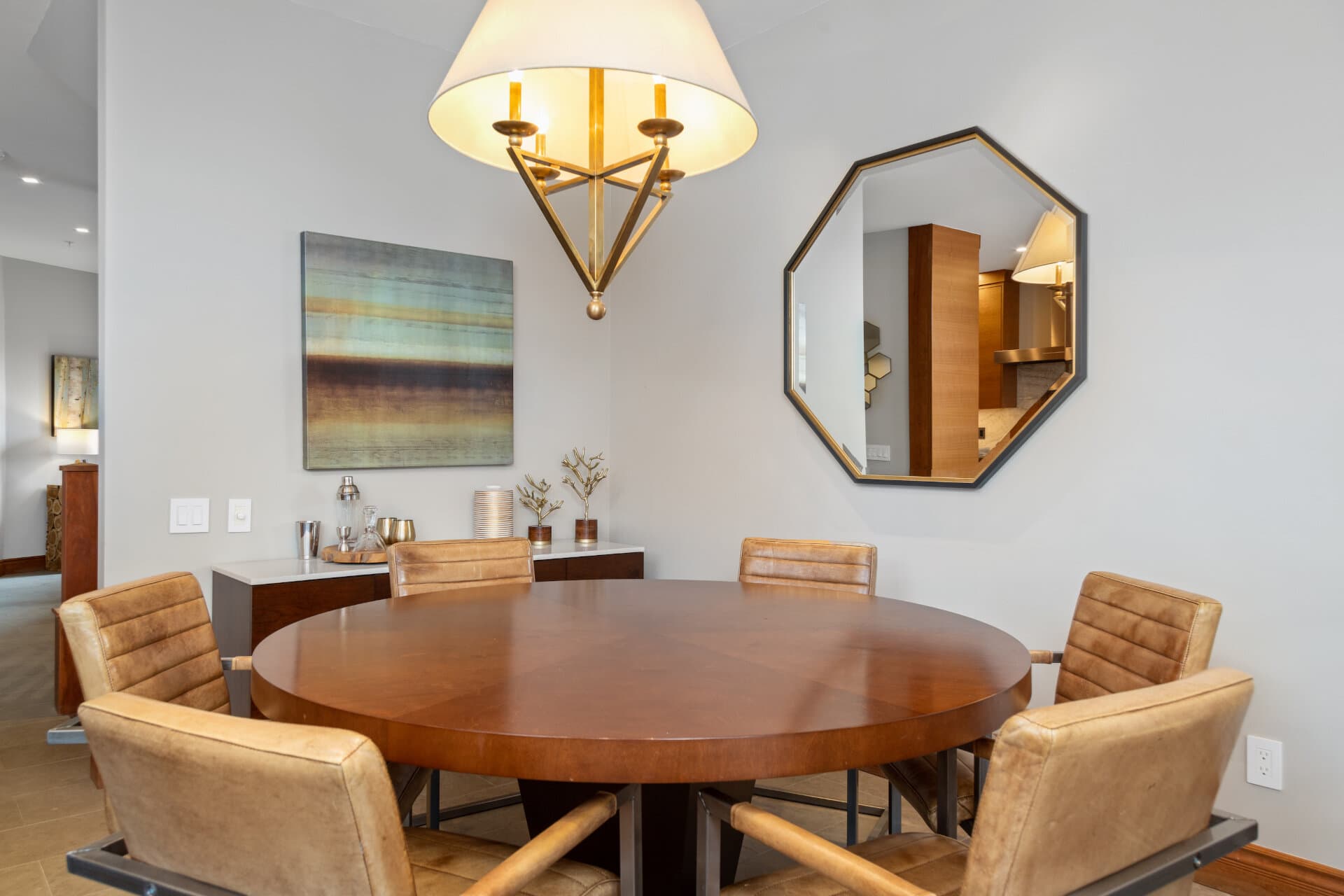 Meadows Run Modern - Image 7