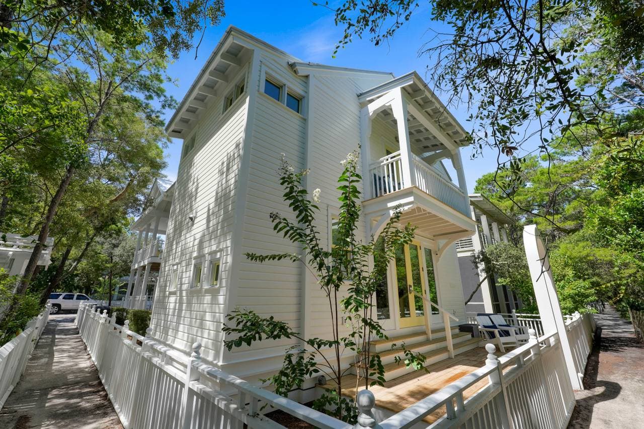 Oyster Cottage Home - Image 2