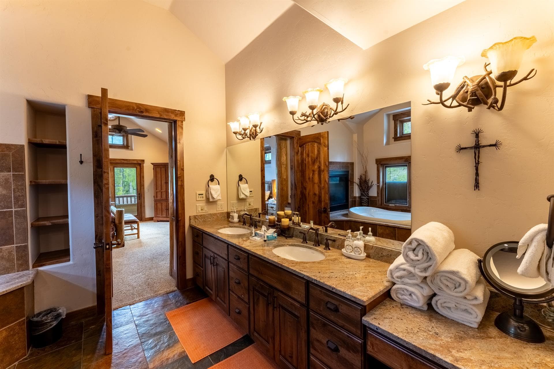 North Fork House - Image 34