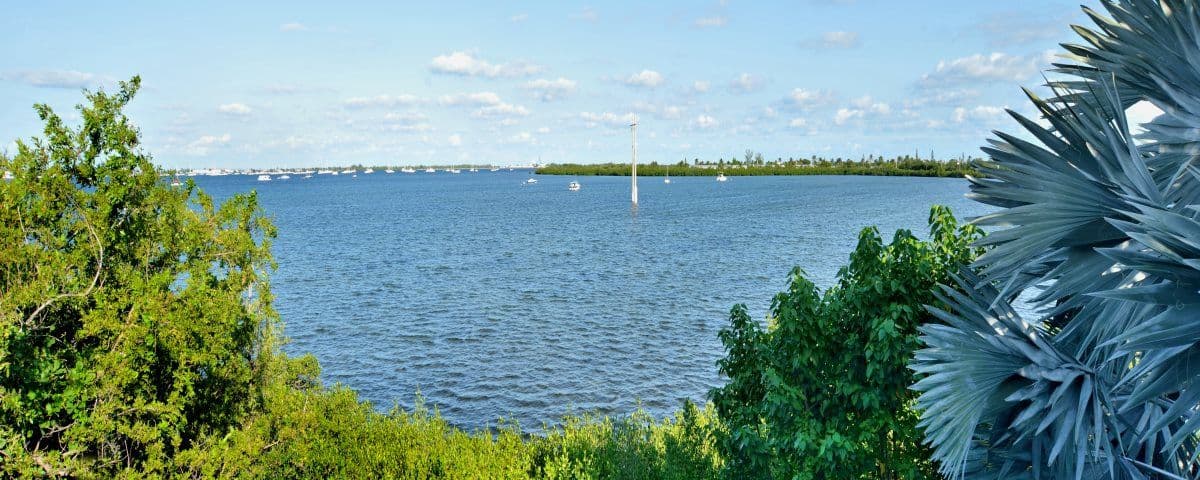 Coastal Comfort - Image 40