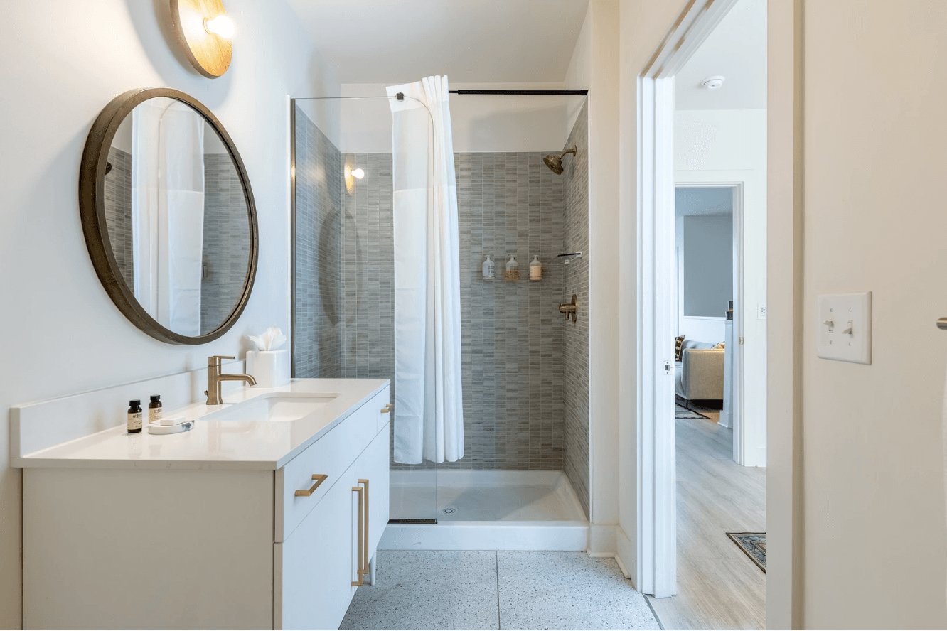 Broadway Residence - Image 14