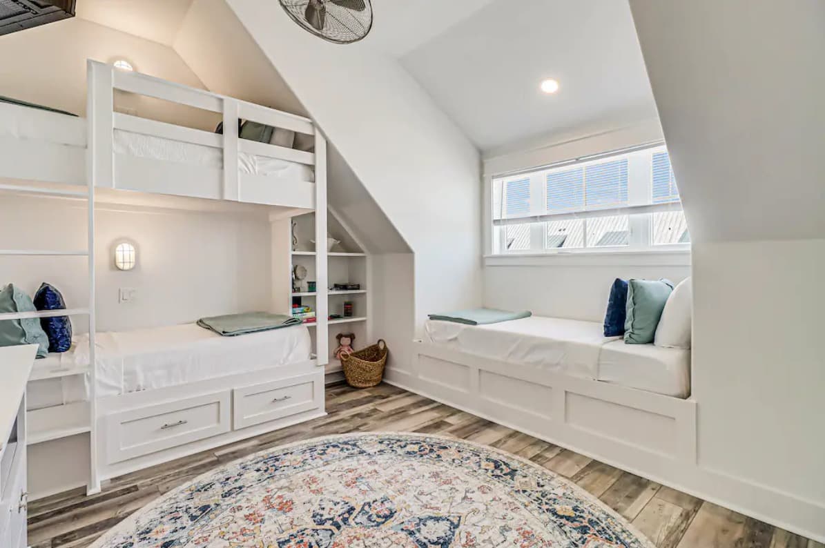 Good Life Home - Image 33