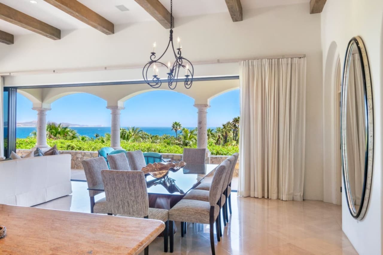 Stunning Palmilla Villa - Image 22