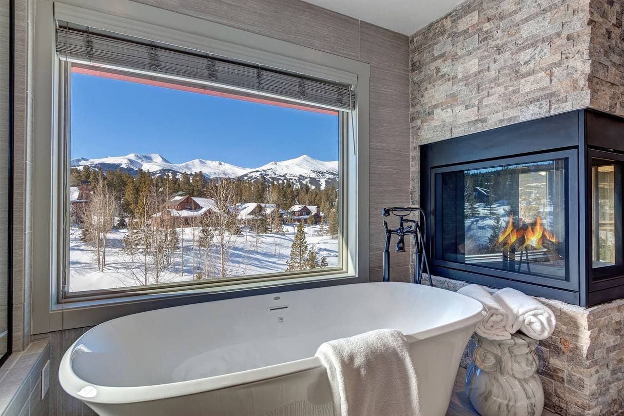 Creekside Escape - Image 19