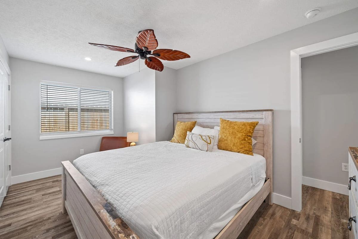 G By The Sea - Image 17