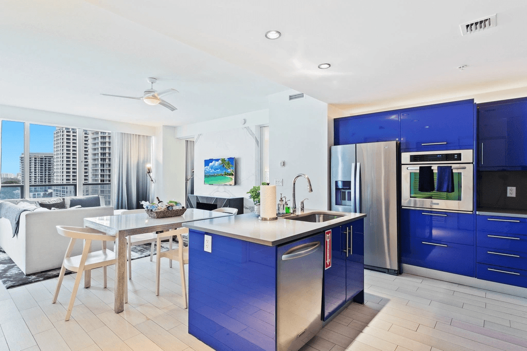 Skyline #1104 - Image 22