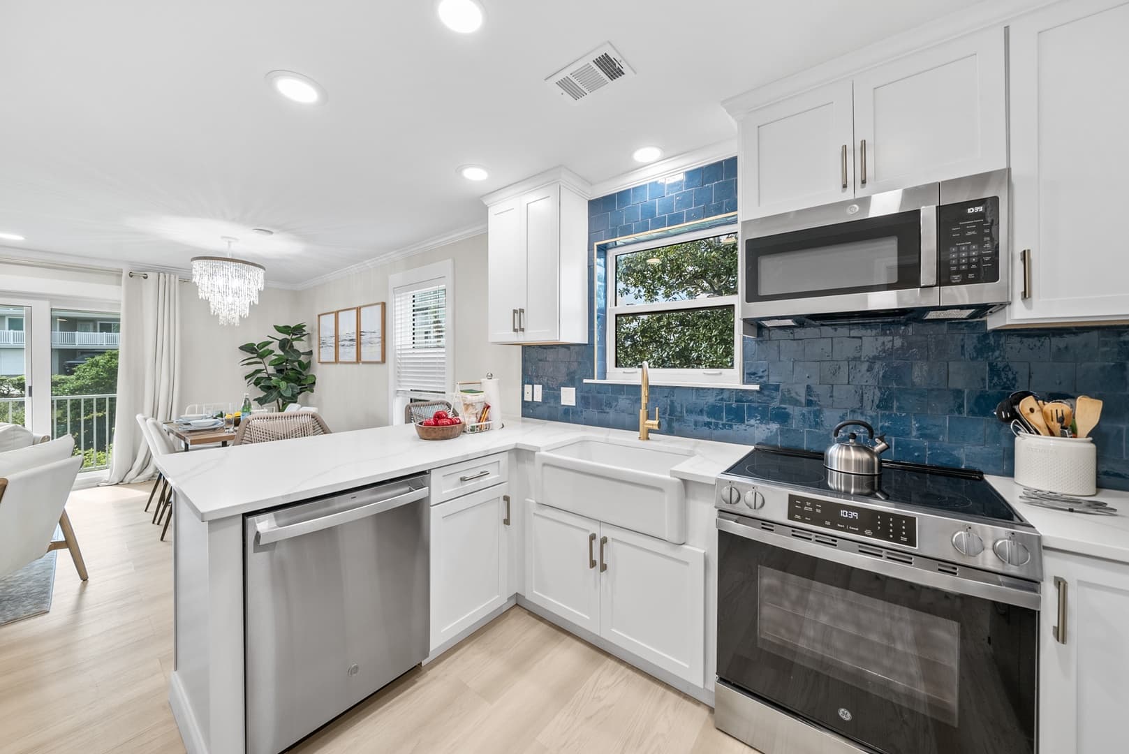 Beachside Villa #811 - Image 5