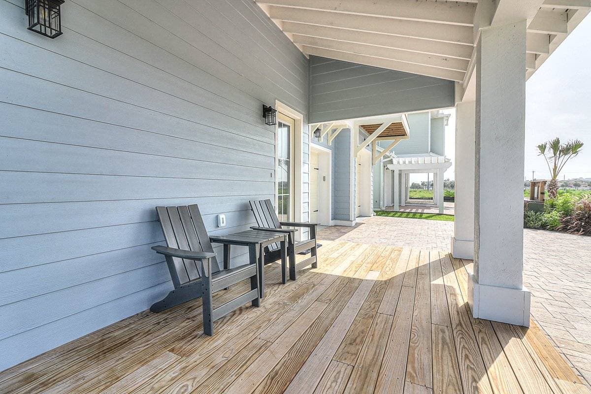 Nauti Captain - Image 41