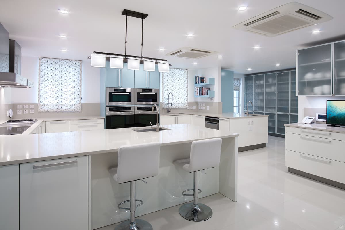 Sea Breeze Manor - Image 5