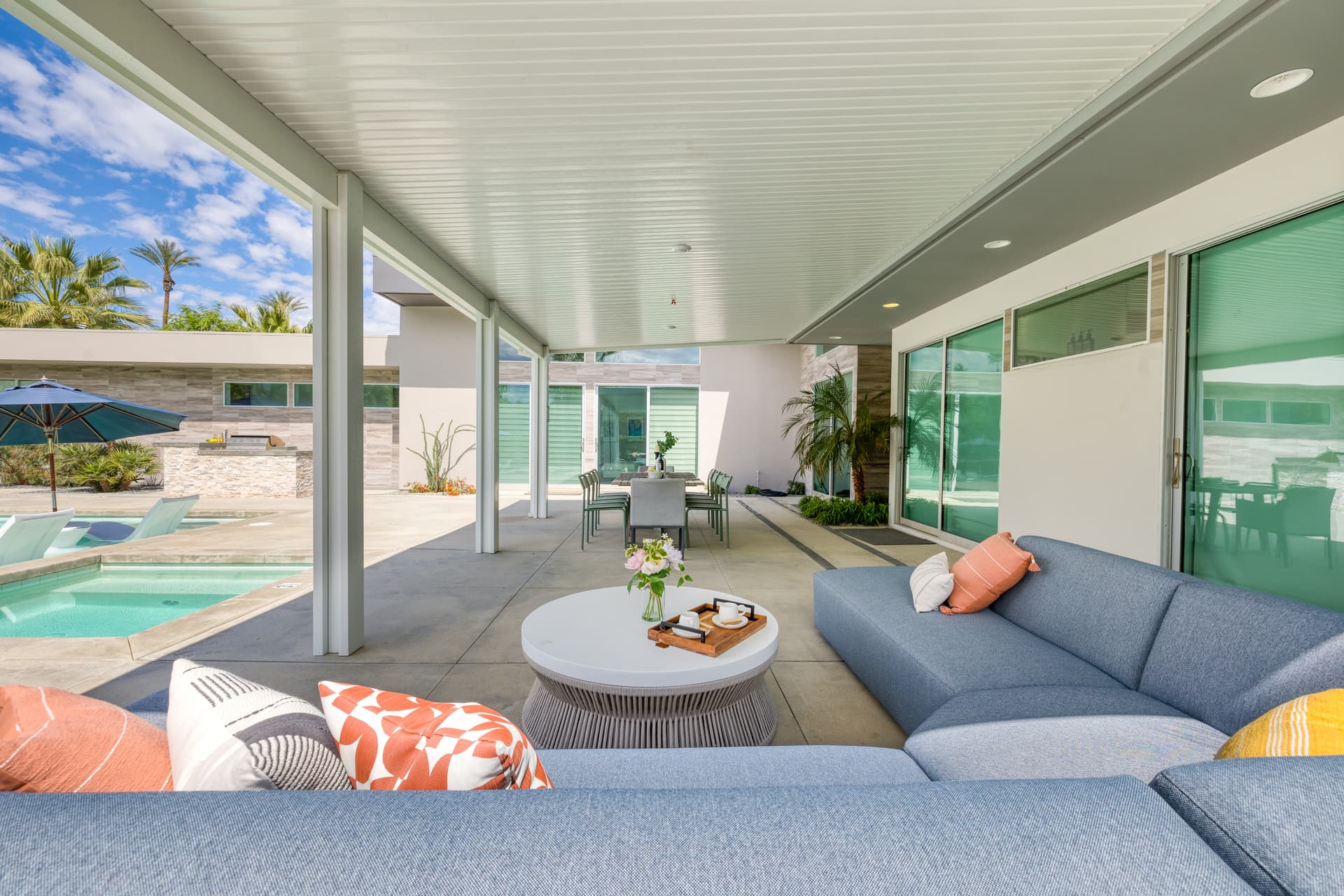 Blue Umbrella Place - Image 25