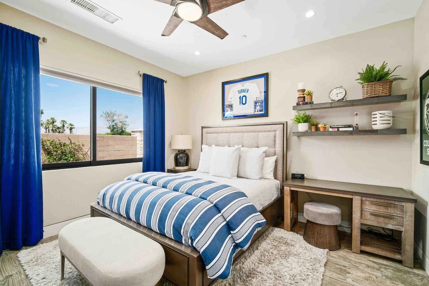 Palm Desert Estate - Image 16