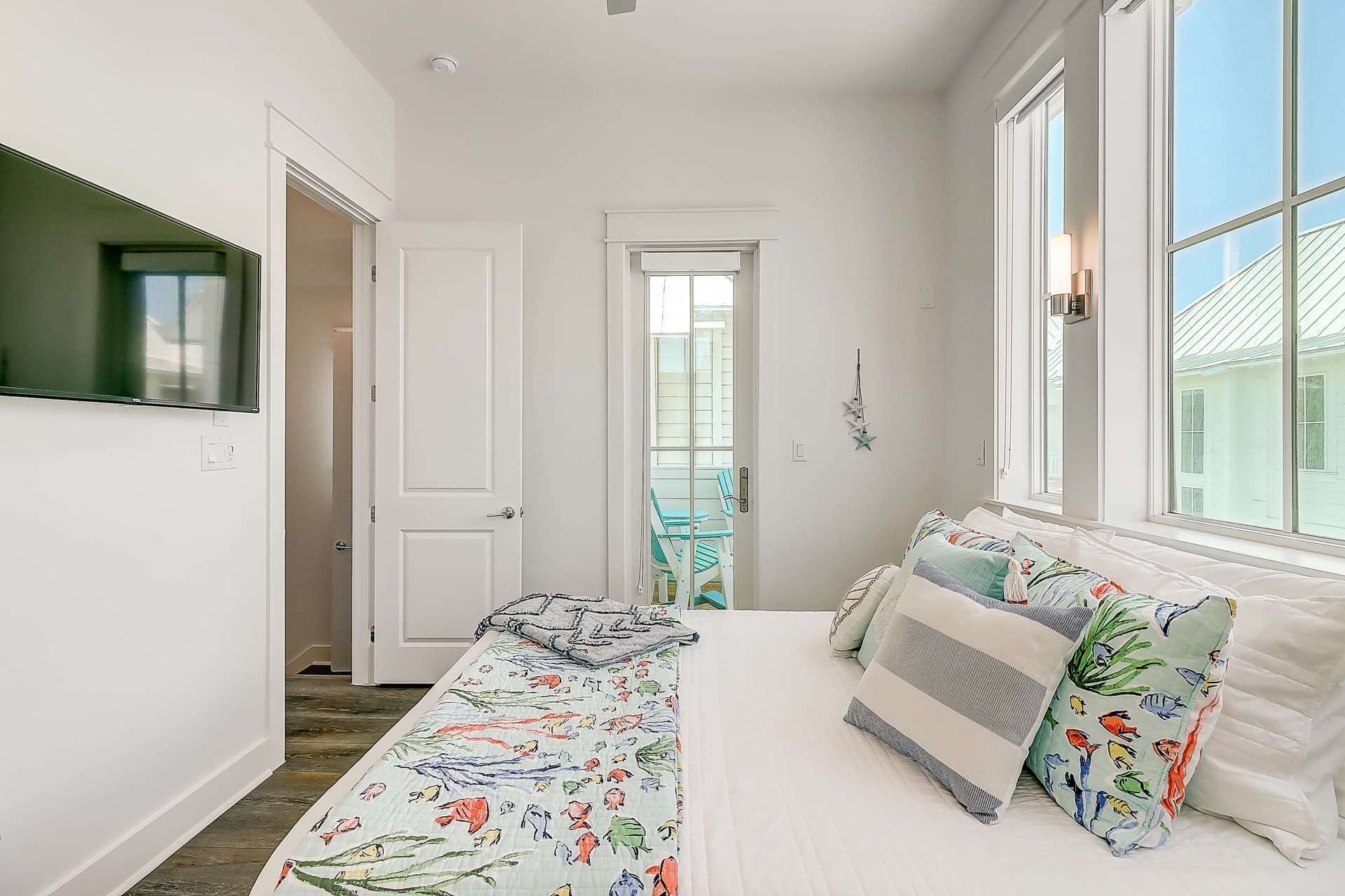 Beach Days and Fairways - Image 14