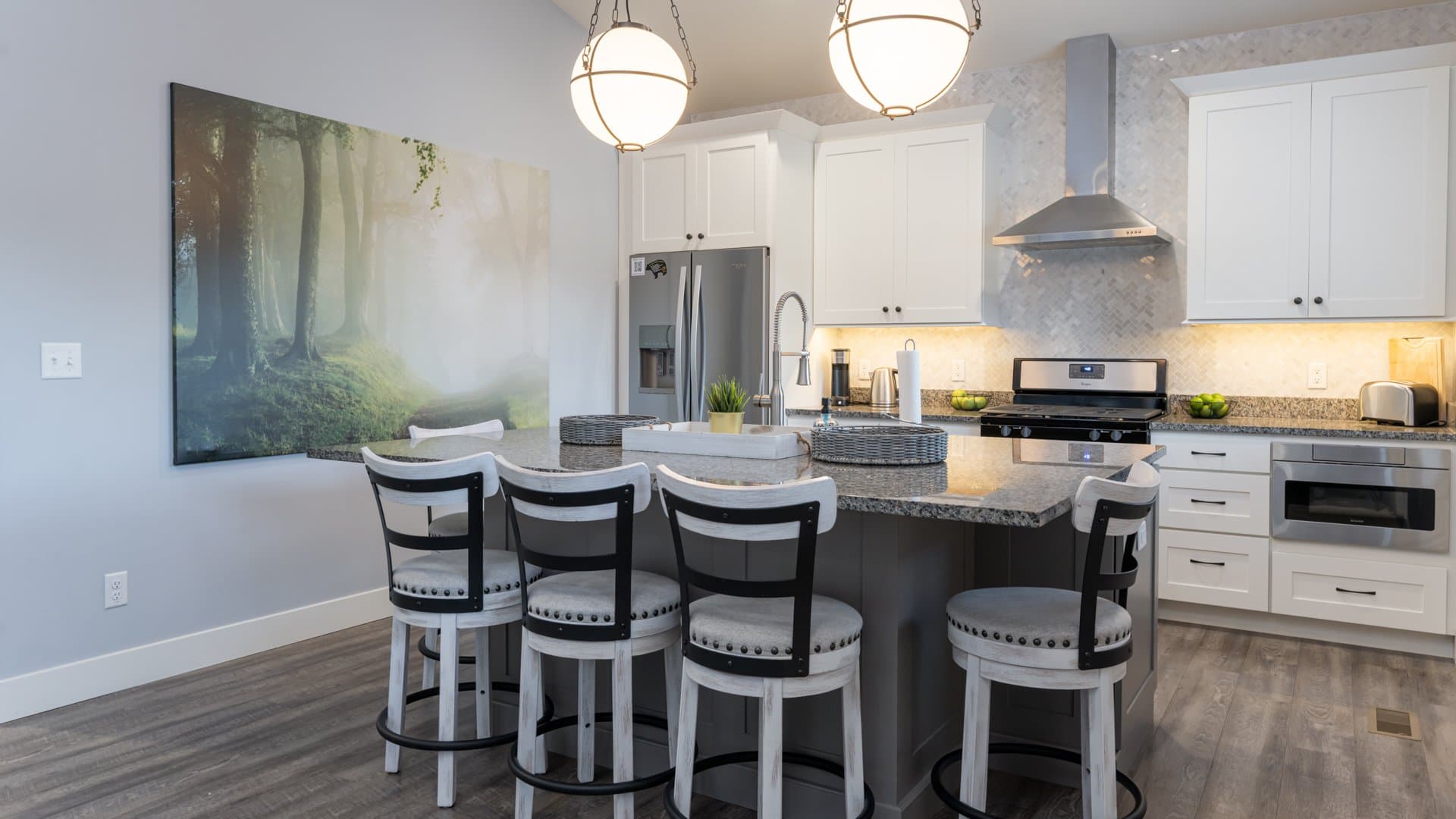 Asheville Getaway - Image 13