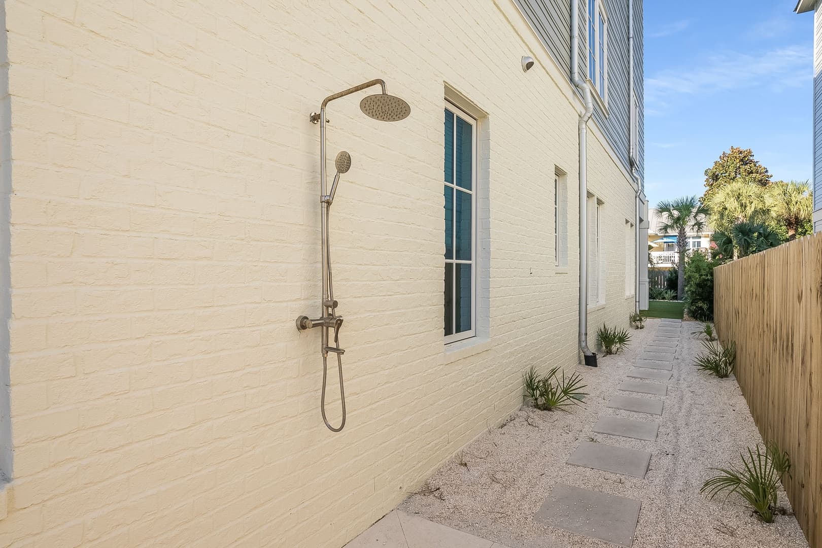 Coastal Comfort - Image 78