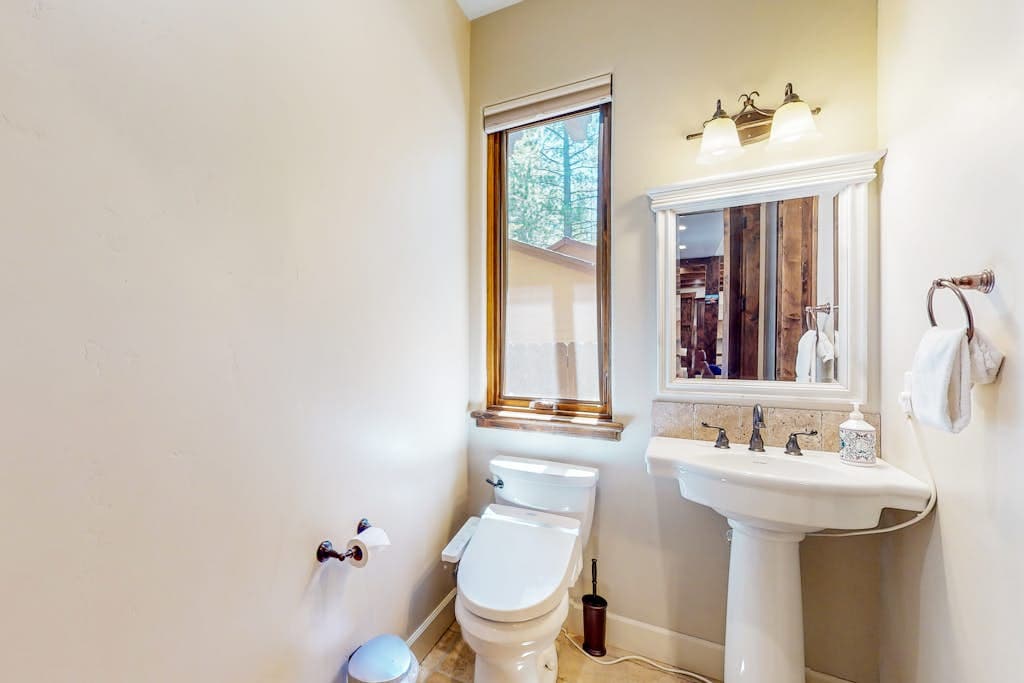 Cochise Charms Place - Image 8