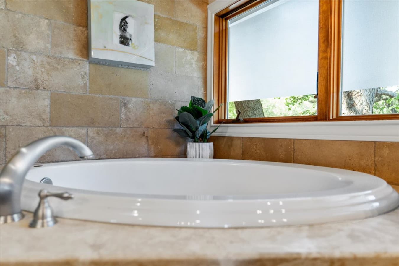 Butler House - Image 16