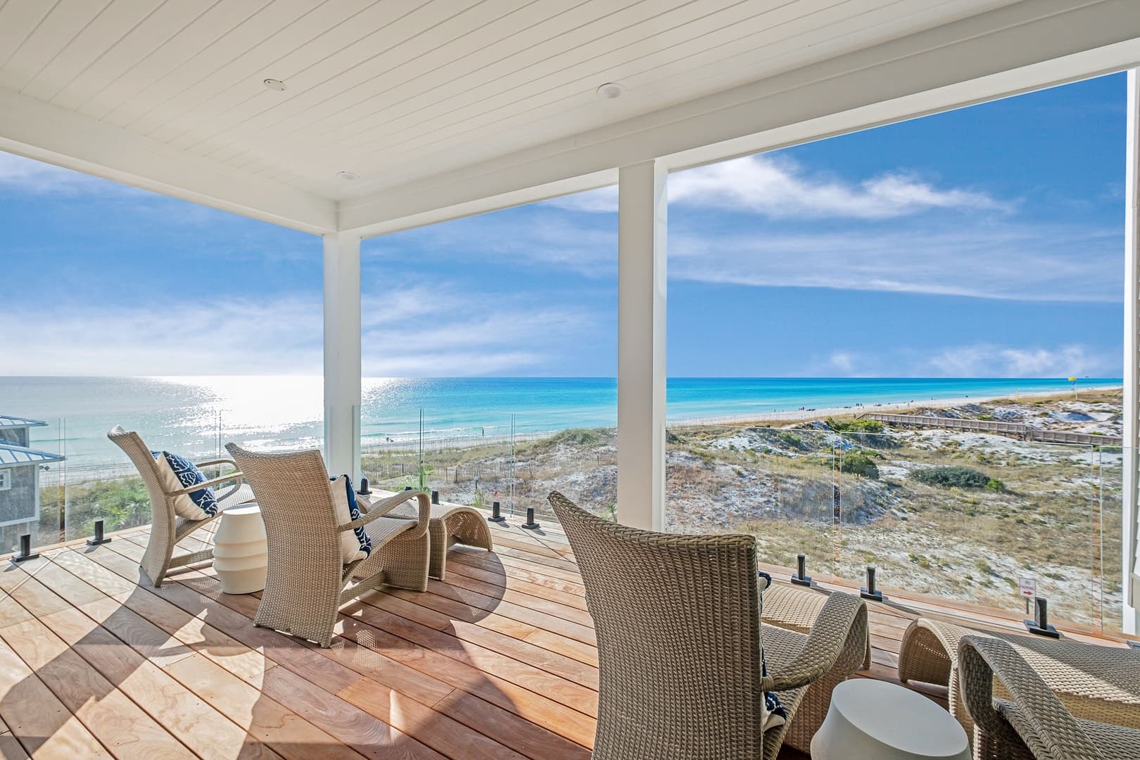 Emerald Le Luxe - Image 59