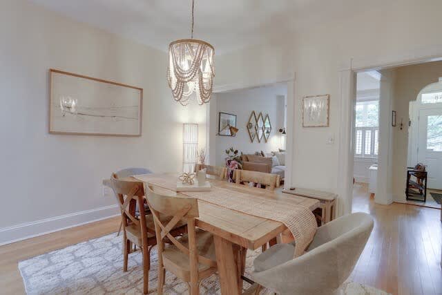 Capitol Comfort - Image 13