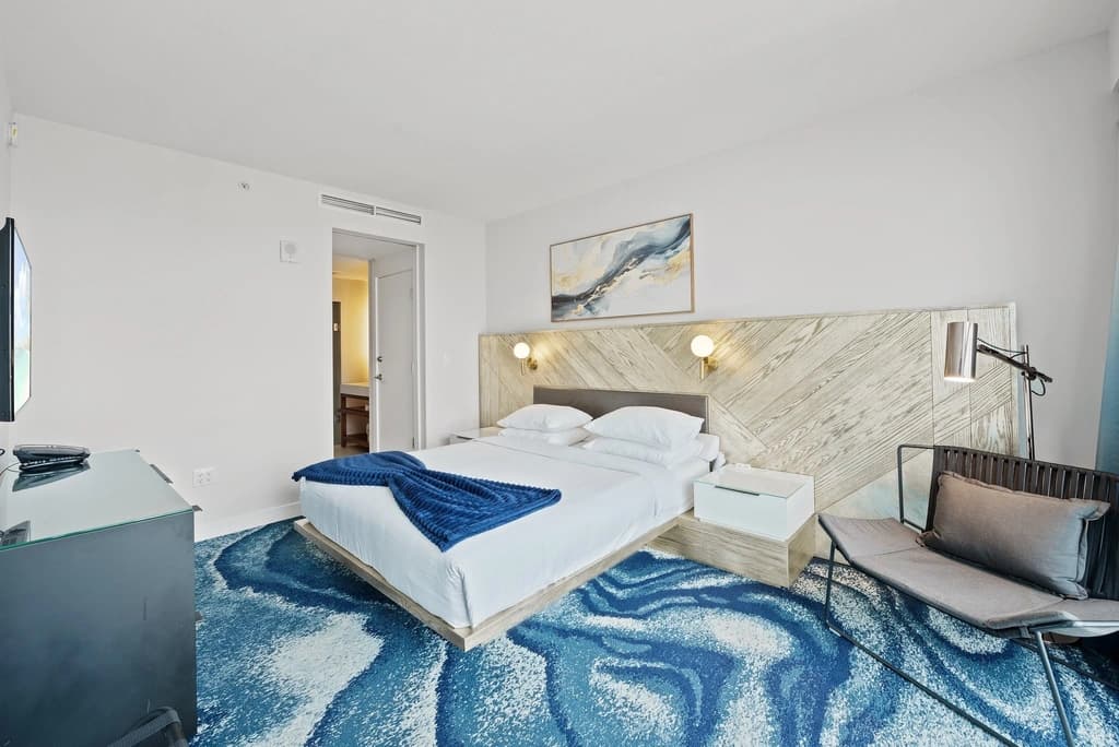 Azure Condo #804 - Image 13