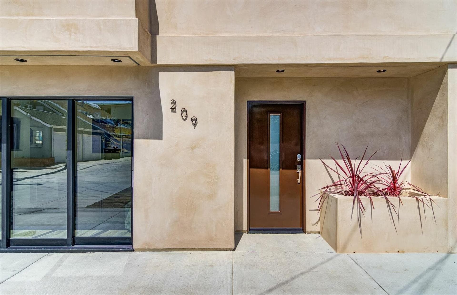 Bayview Oasis - Image 28