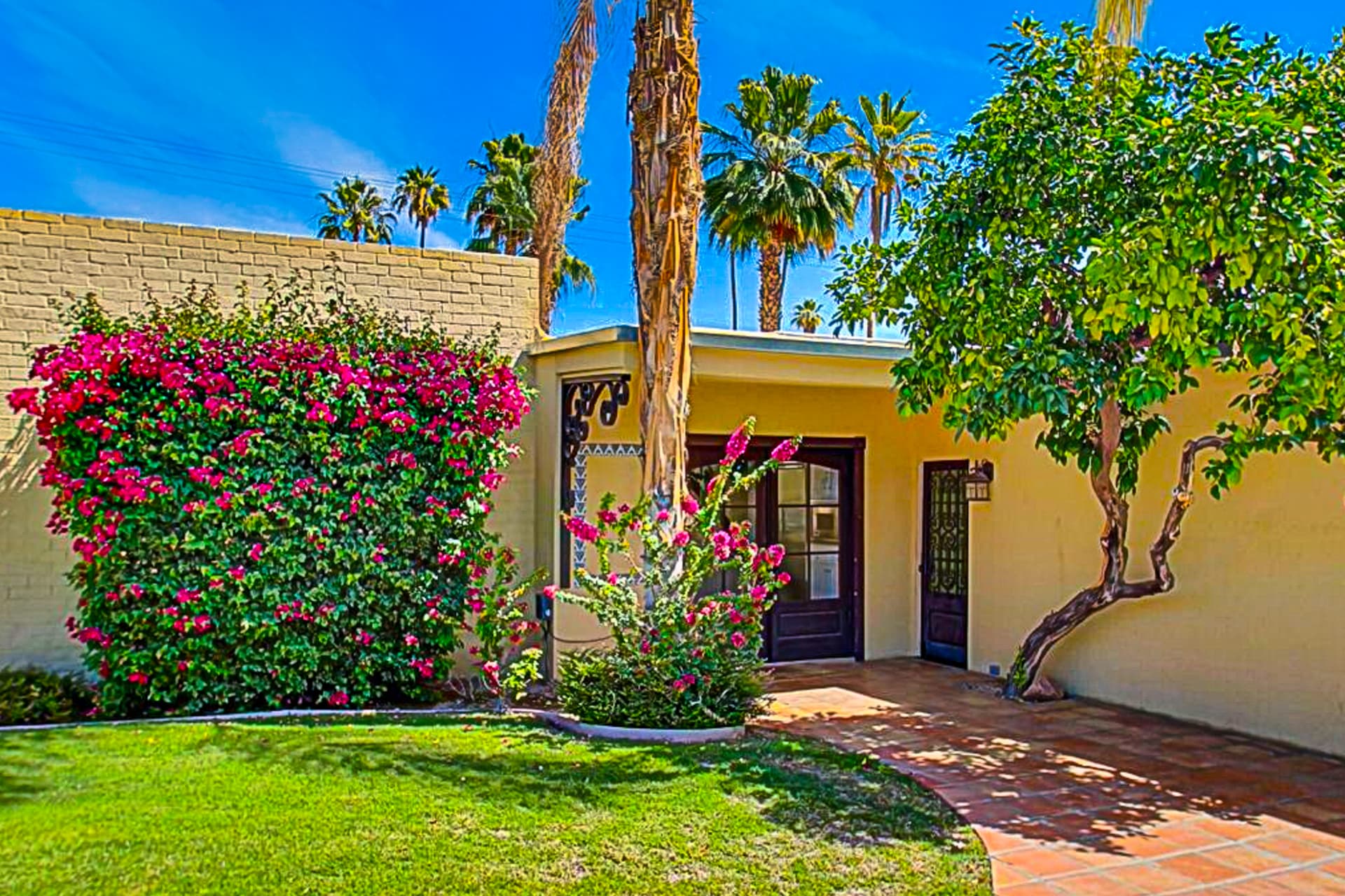 Club 1070 Home - Image 24