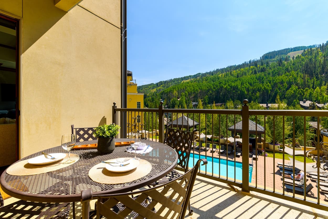 Eagle Bahn at The Ritz-Carlton - Image 3