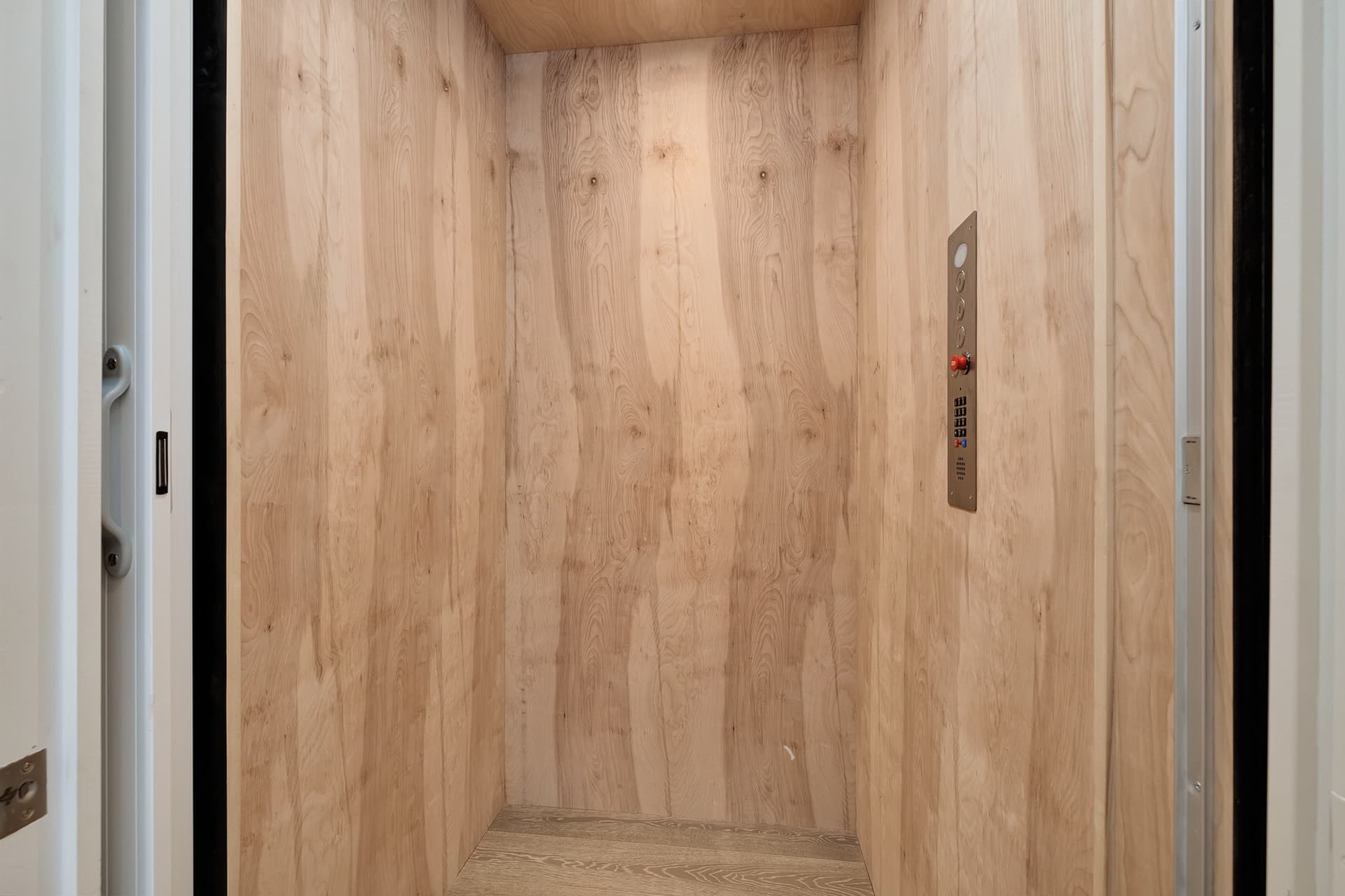 Emerald Palms - Image 26