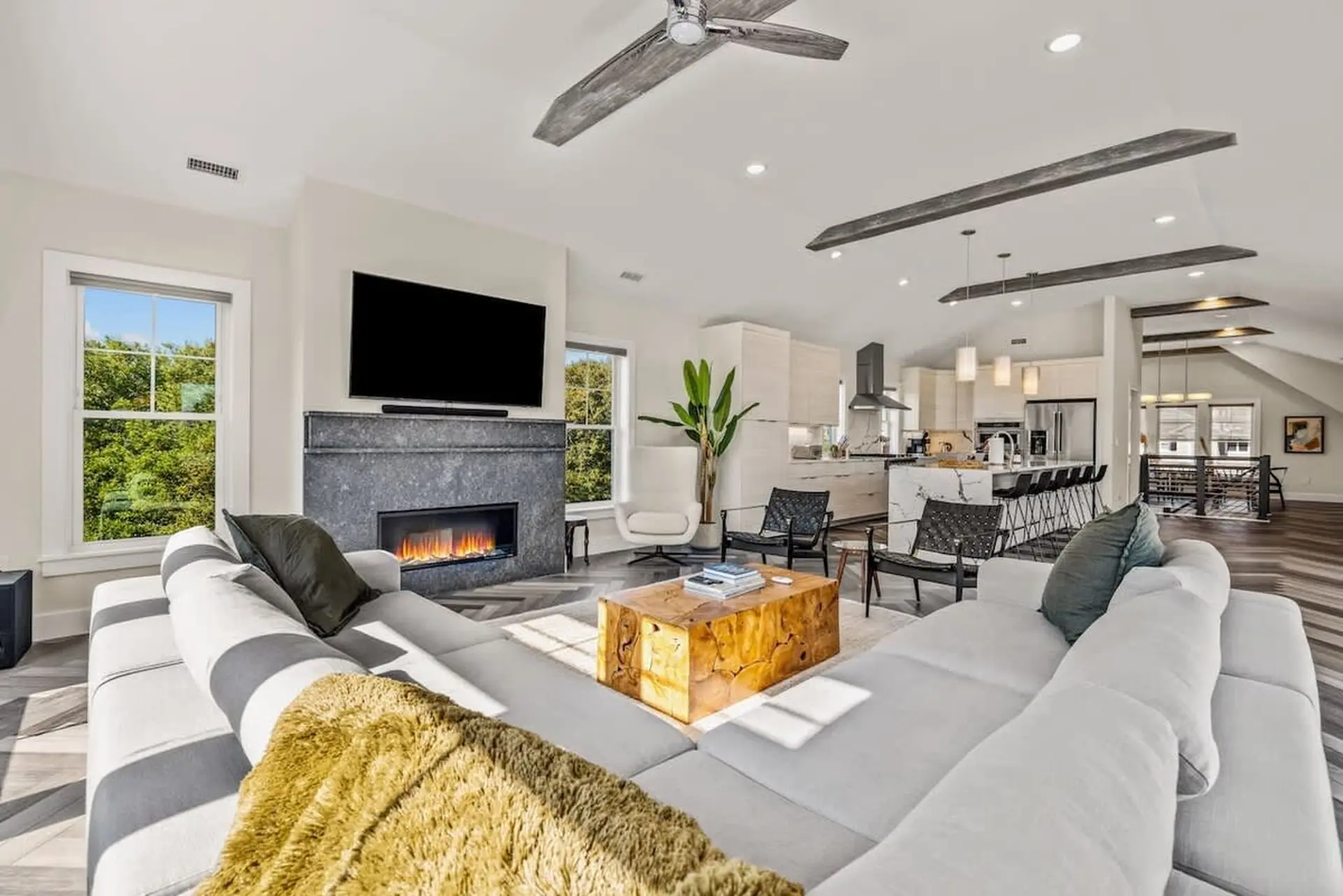 Aurora Tidesong - Image 6