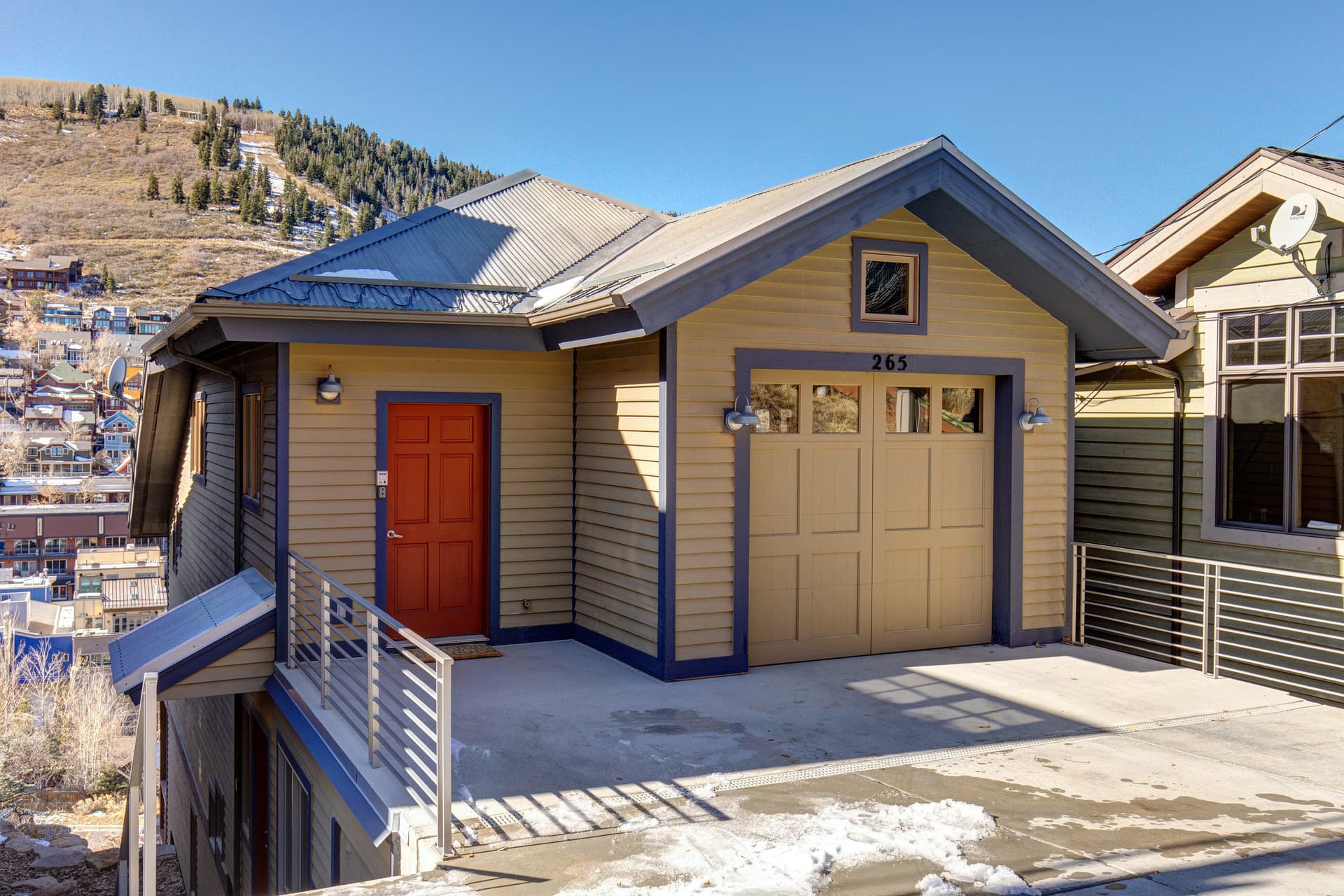 Old Town Overlook House - Image 26