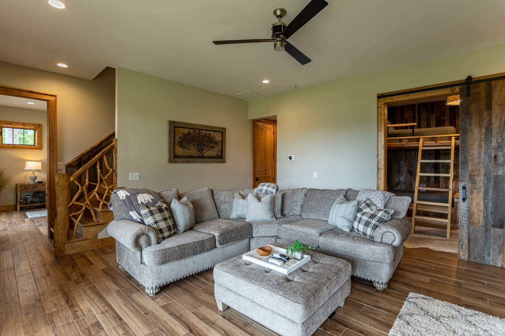 Lazy Bear Home - Image 18