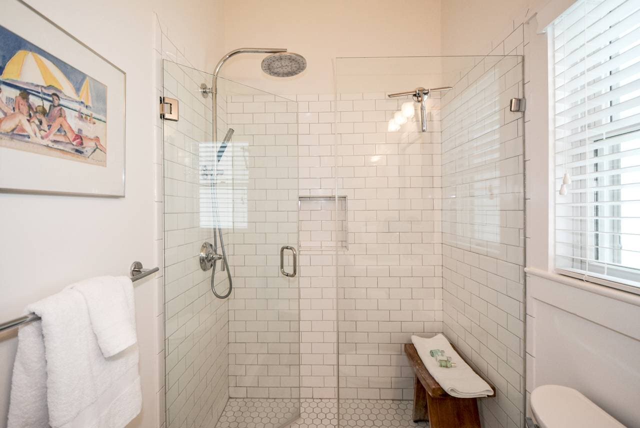 Lucky Charm - Image 16