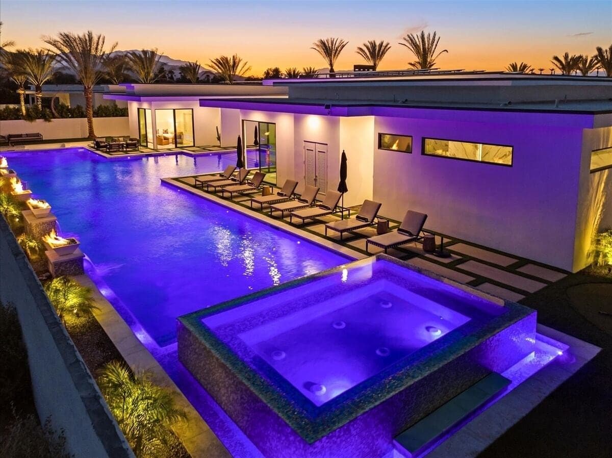 Bravo Villa #11 - Image 61