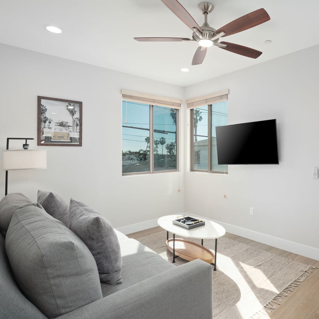 Sapphire Bliss Home - Image 1