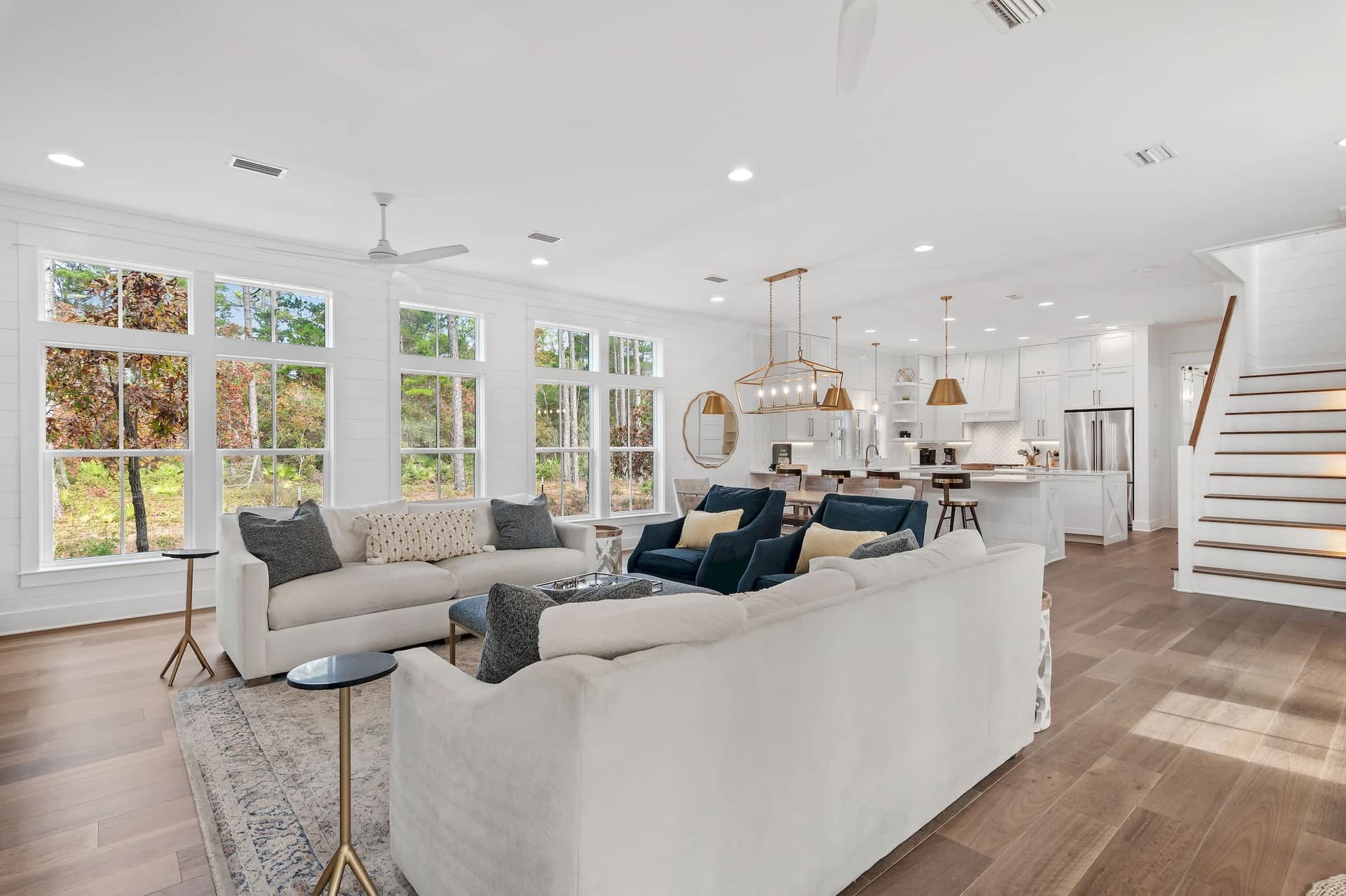 Caspian Blue Cottage - Image 3