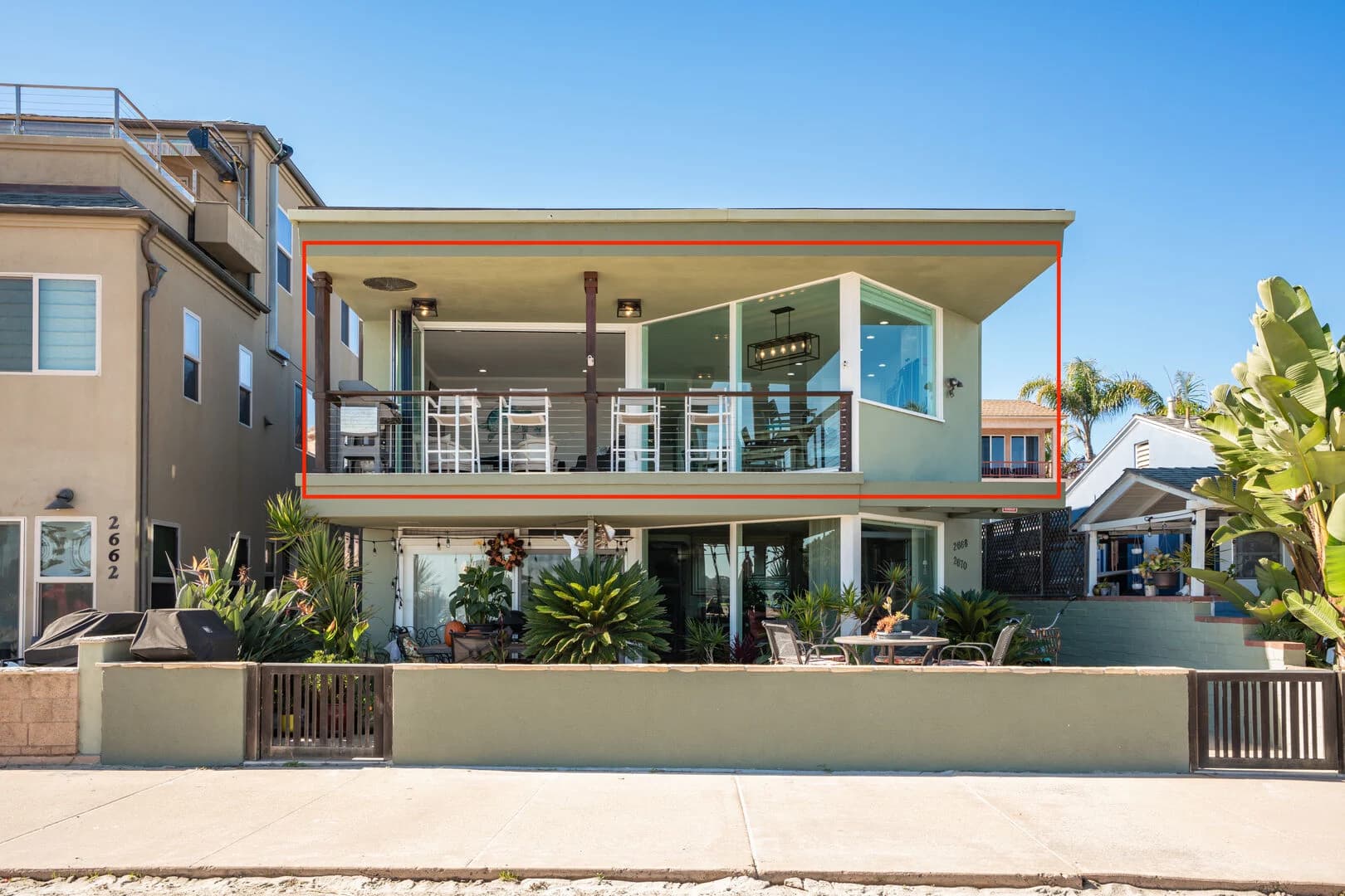 Bayside Beauty Home - Image 1