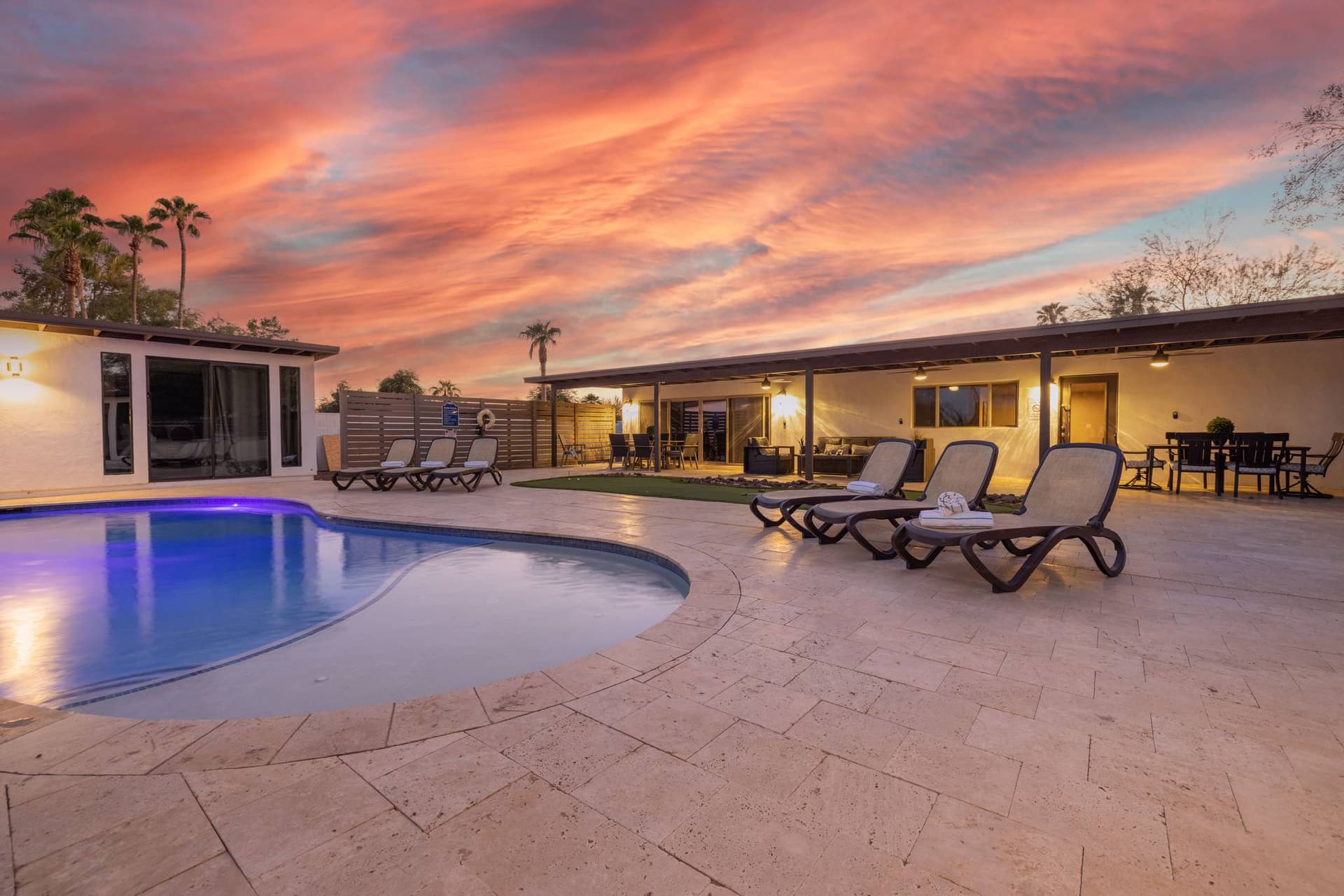 Luxe Resort Retreat - Image 39