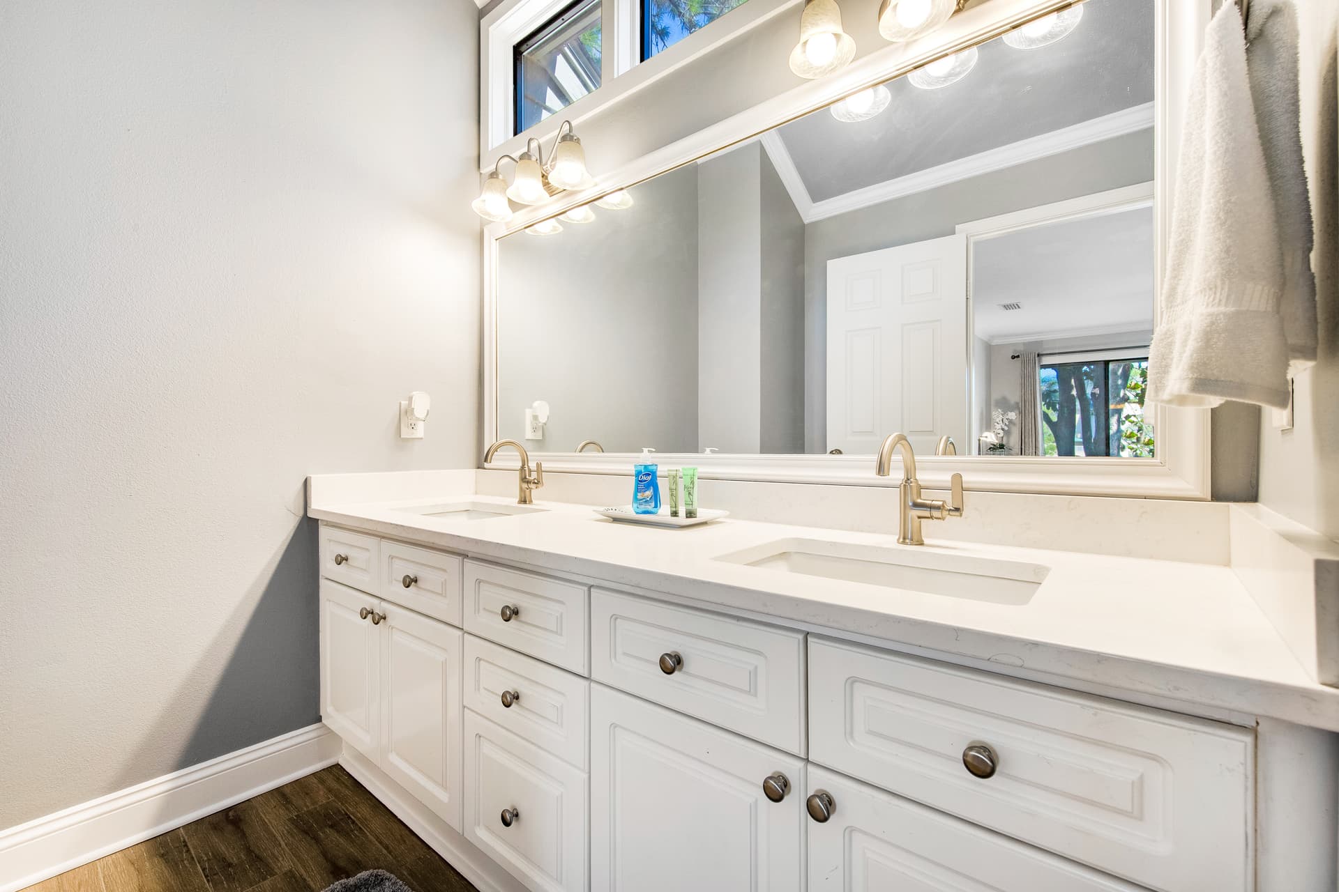 Southern Charm Home - Image 19