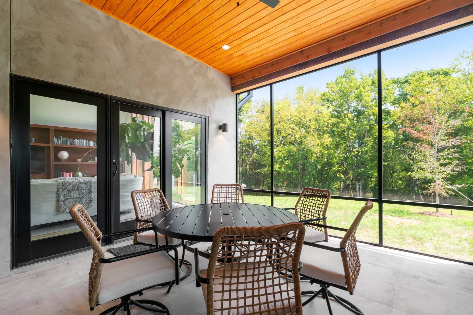 Nashville Sanctuary - Image 6