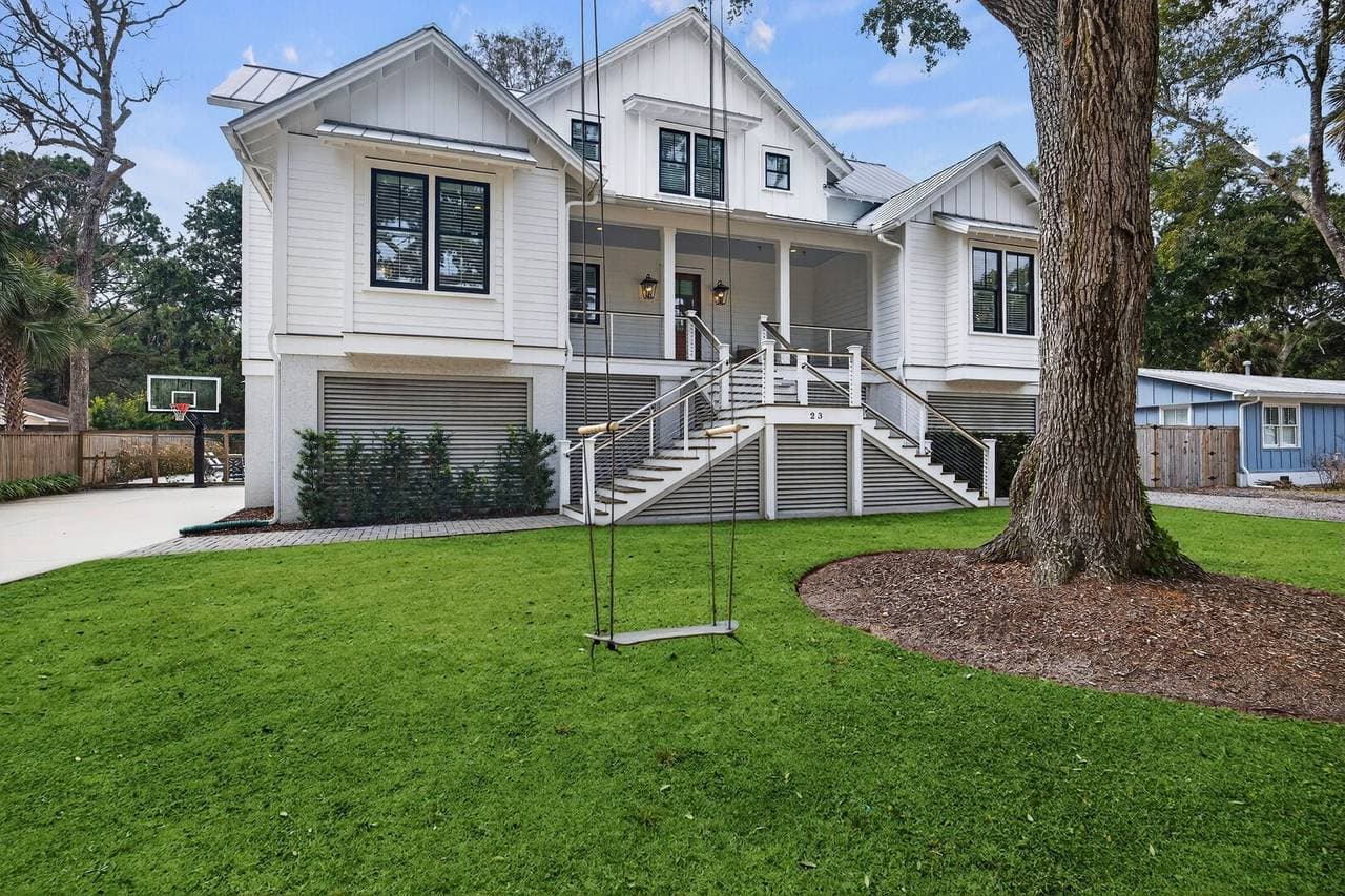 IOP Escape at 26th Avenue - Image 46