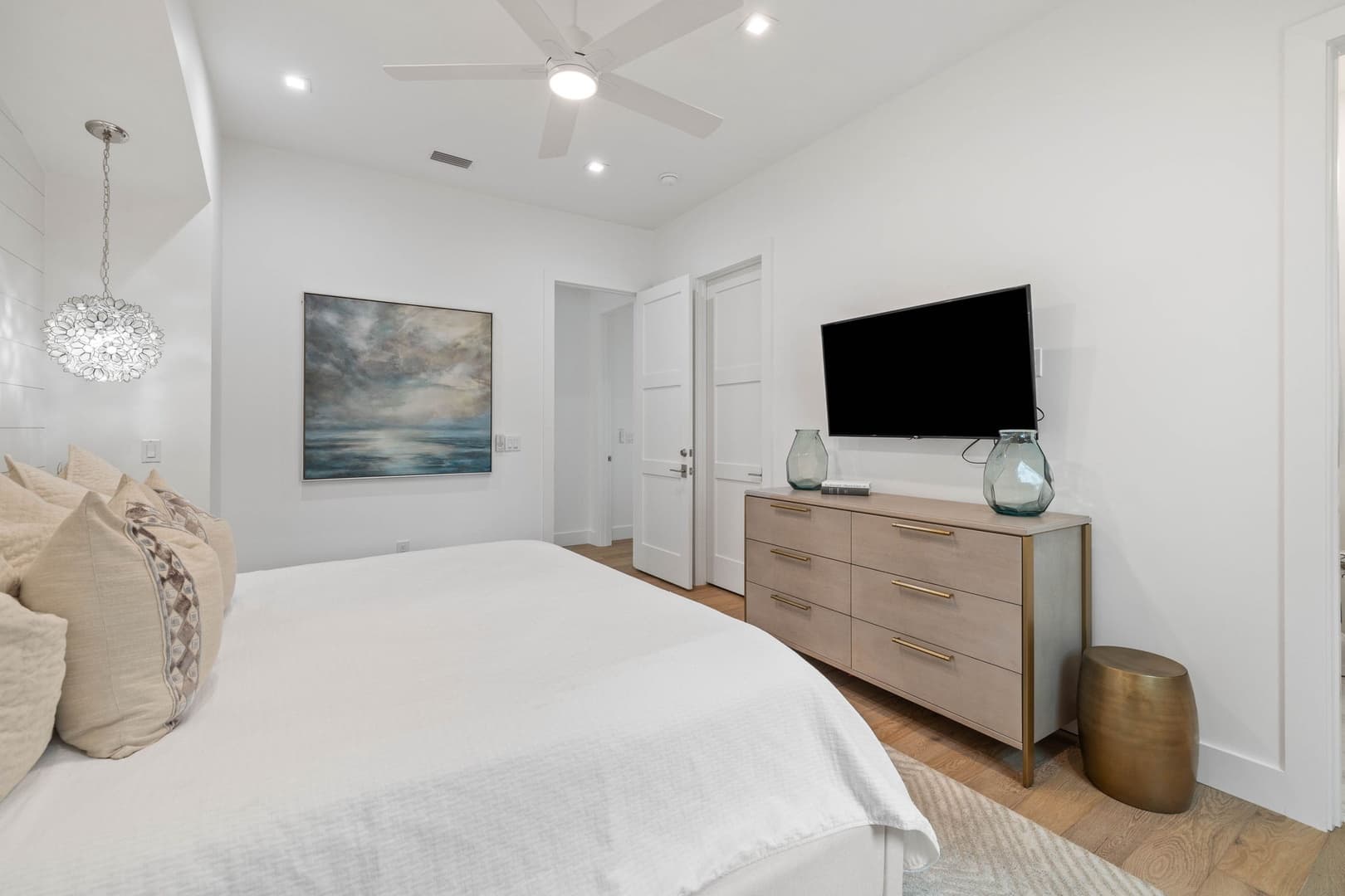 Eyes on Sunrise - Image 54