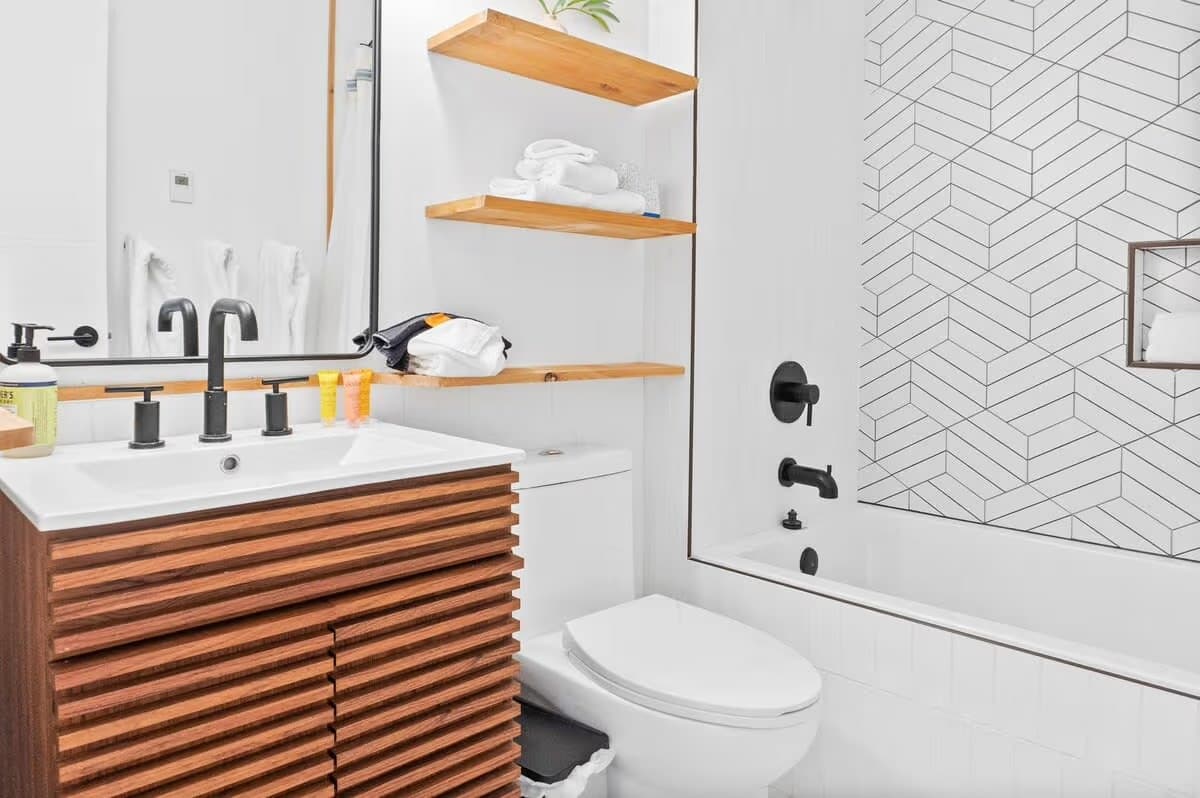 Evergreen Gem - Image 16