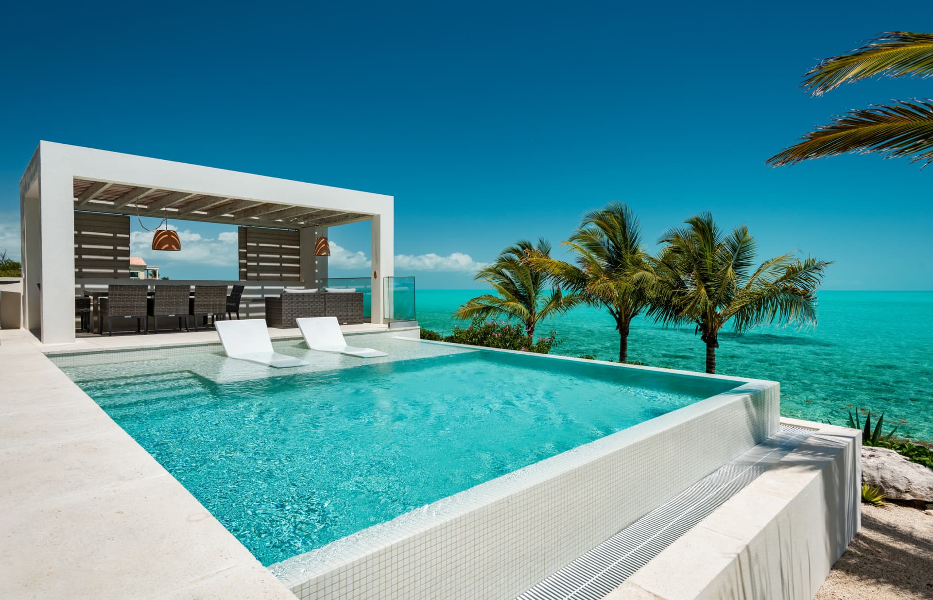 Aqua Ocean Villa - Image 2