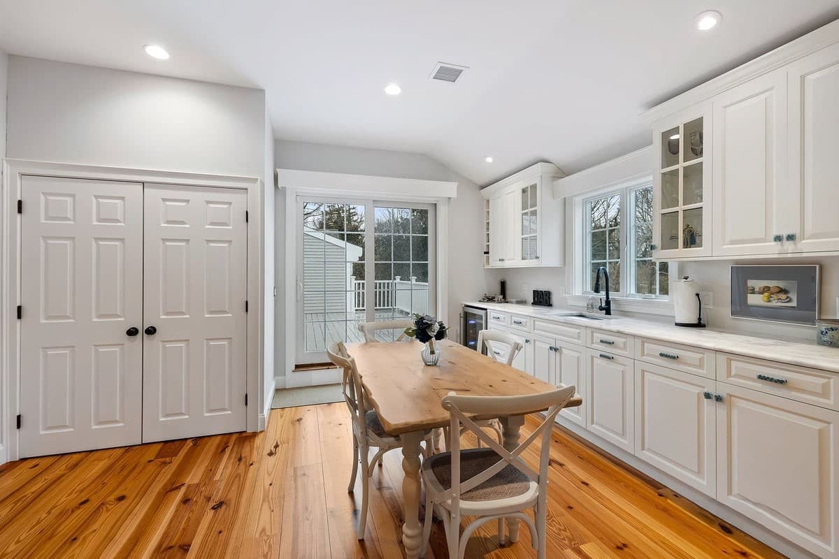 Brewster Barefoot Bliss - Image 36