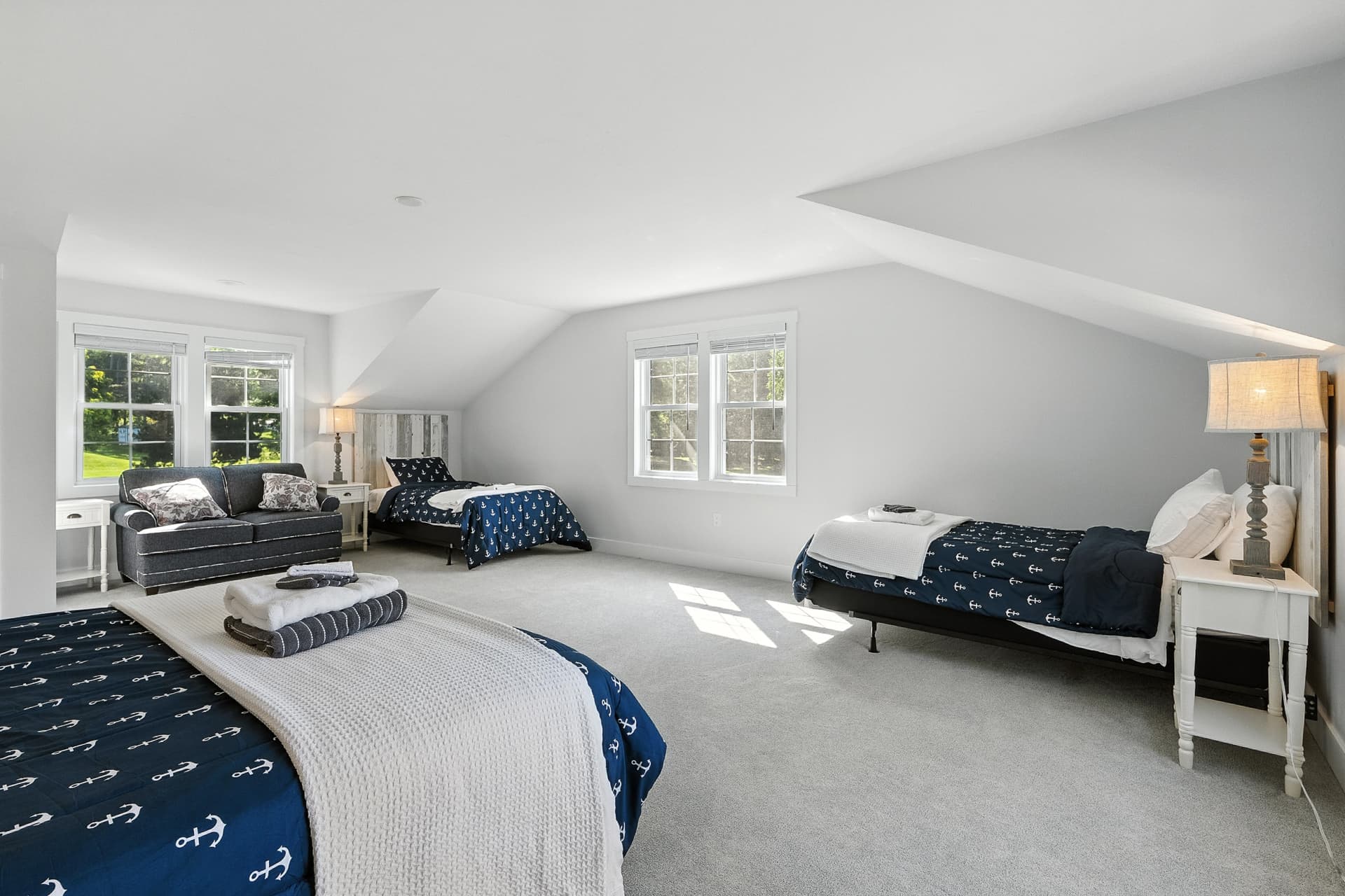 Thenell's Beach House - Image 39