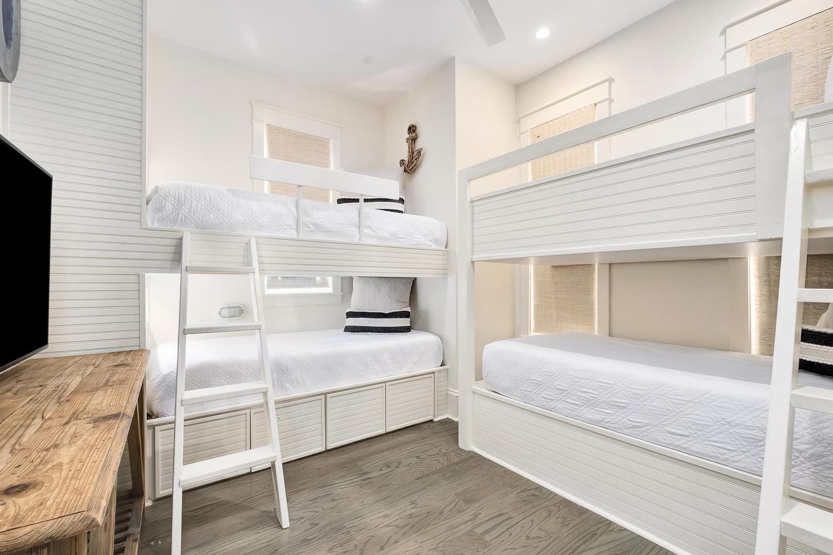 YOLO Cottage & Carriage - Image 16