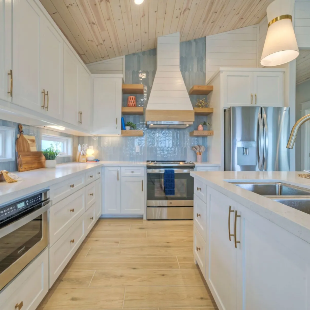 Flirty Flamingo - Image 13