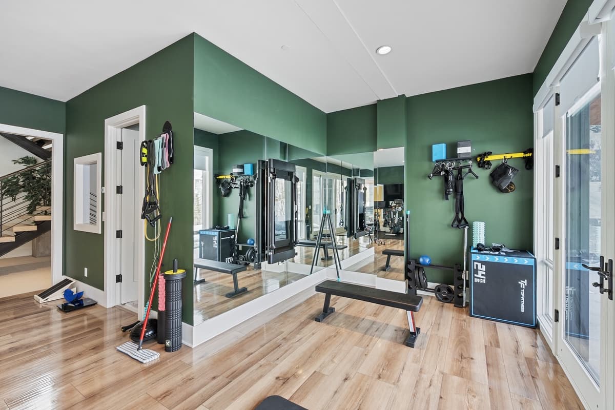 Quicksilver Haus - Image 76